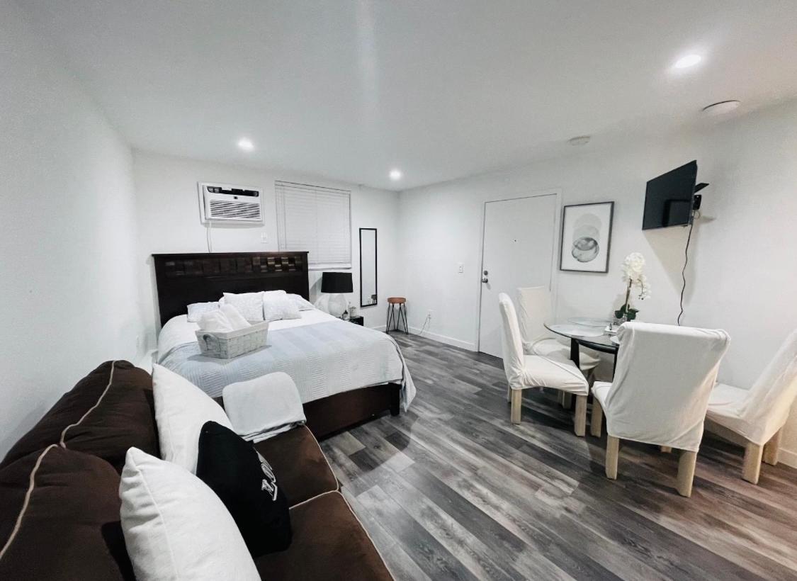 Lovely Sherman Oaks Studio Los Angeles Bagian luar foto