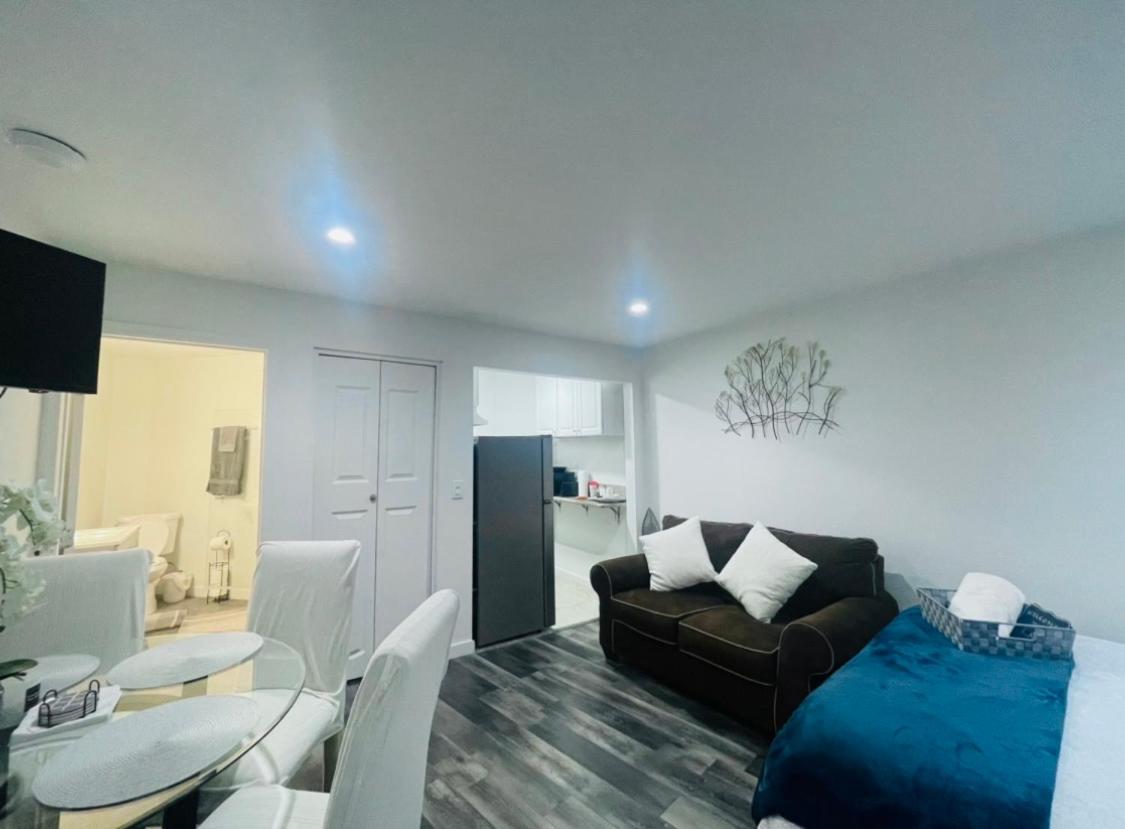 Lovely Sherman Oaks Studio Los Angeles Bagian luar foto